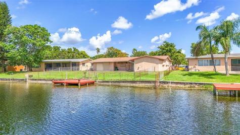 8720 Pasadena Boulevard Pembroke Pines FL 33024