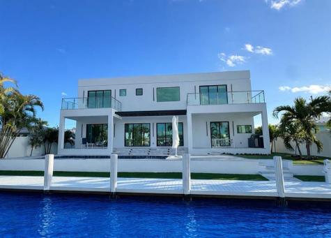 1205 Avocado Isle Fort Lauderdale FL 33315