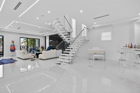 1205 Avocado Isle Fort Lauderdale FL 33315