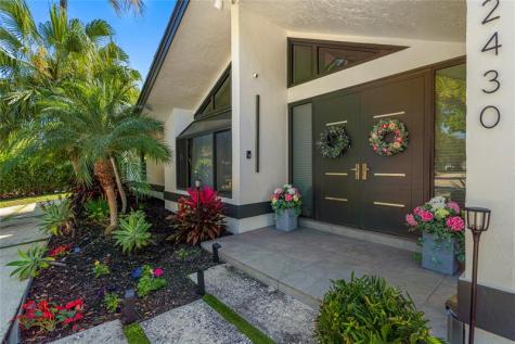 2430 NE 49th Street Lighthouse Point FL 33064