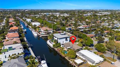 2430 NE 49th Street Lighthouse Point FL 33064