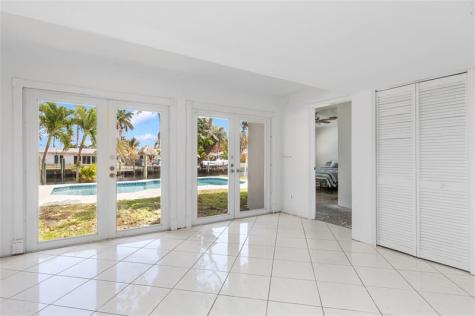 360 SE 5th Avenue Pompano Beach FL 33060