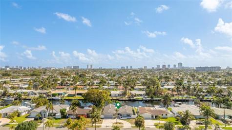 360 SE 5th Avenue Pompano Beach FL 33060