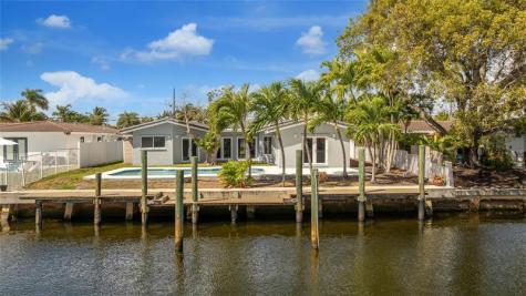 360 SE 5th Avenue Pompano Beach FL 33060