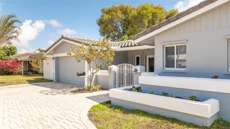 360 SE 5th Avenue Pompano Beach FL 33060