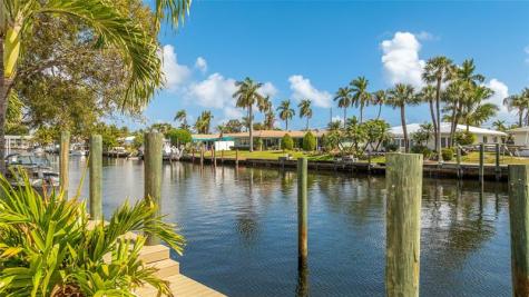 360 SE 5th Avenue Pompano Beach FL 33060