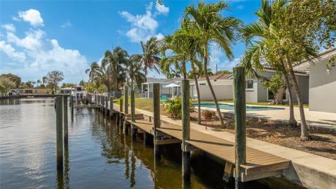 360 SE 5th Avenue Pompano Beach FL 33060