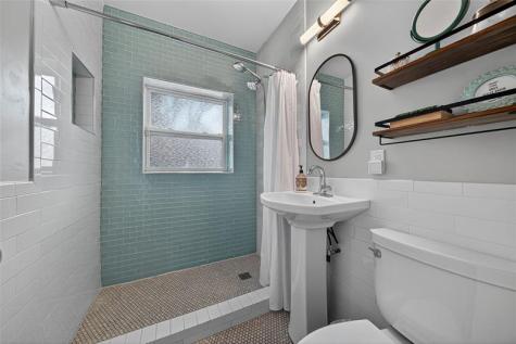 1009 NE 16th Place Fort Lauderdale FL 33305