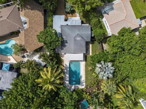 1009 NE 16th Place Fort Lauderdale FL 33305