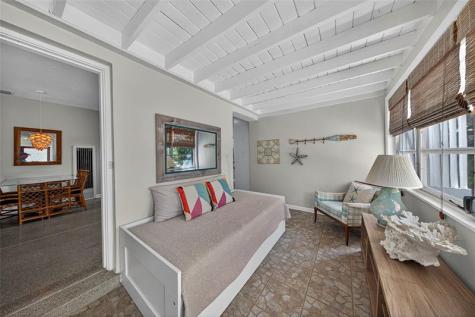1009 NE 16th Place Fort Lauderdale FL 33305