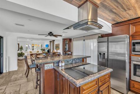 2801 NE 48th Court Lighthouse Point FL 33064