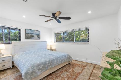 2801 NE 48th Court Lighthouse Point FL 33064