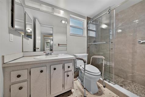 6400 NW 34th Avenue Fort Lauderdale FL 33309