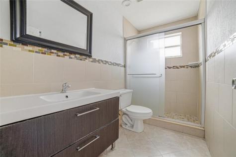 711 NW 182nd Way Pembroke Pines FL 33029