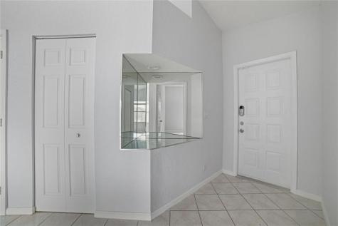 711 NW 182nd Way Pembroke Pines FL 33029