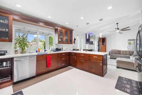 9902 NW 20th Street Coral Springs FL 33071