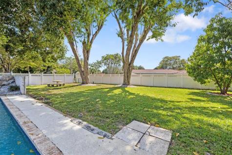 9902 NW 20th Street Coral Springs FL 33071