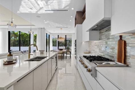1111 SE 9th Avenue Fort Lauderdale FL 33316