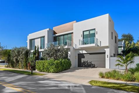 1111 SE 9th Avenue Fort Lauderdale FL 33316