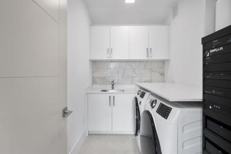 1111 SE 9th Avenue Fort Lauderdale FL 33316