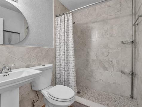 1485 NW 32nd Avenue Lauderhill FL 33311