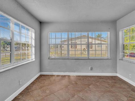 1485 NW 32nd Avenue Lauderhill FL 33311