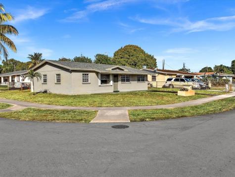 1485 NW 32nd Avenue Lauderhill FL 33311