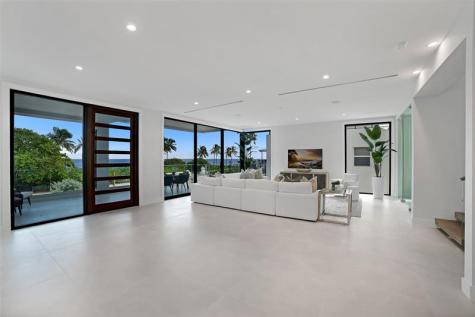 1813 N Fort Lauderdale Beach Boulevard Fort Lauderdale FL 33305