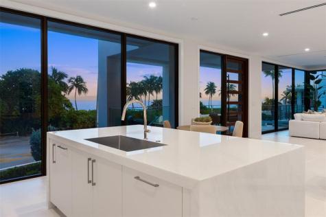 1813 N Fort Lauderdale Beach Boulevard Fort Lauderdale FL 33305