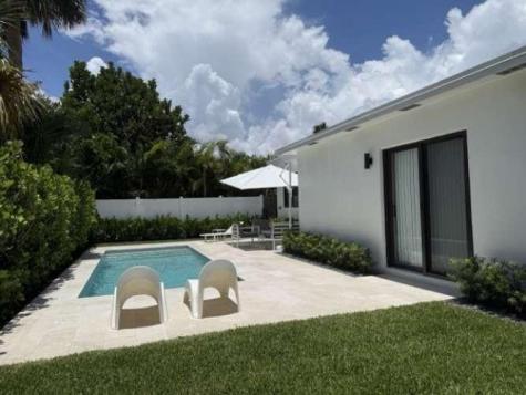 358 Putnam Ranch Road West Palm Beach FL 33405