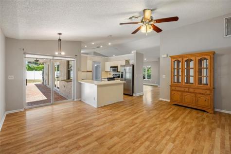5302 NW 64th Way Coral Springs FL 33067