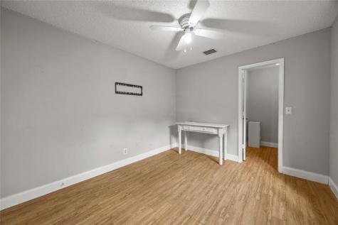 5302 NW 64th Way Coral Springs FL 33067