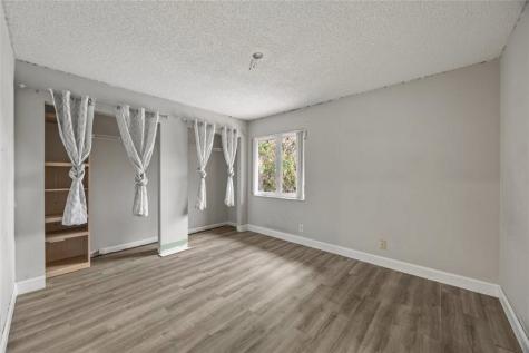 5302 NW 64th Way Coral Springs FL 33067