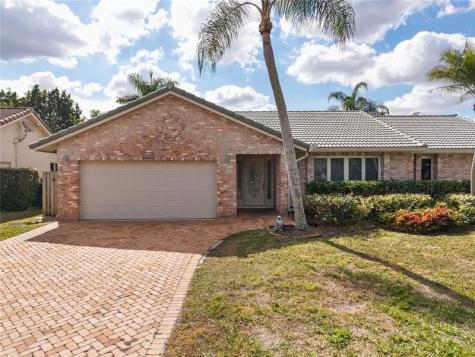 5302 NW 64th Way Coral Springs FL 33067