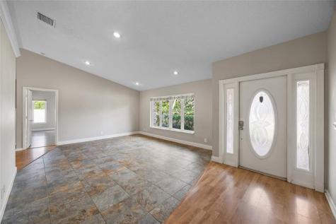 5302 NW 64th Way Coral Springs FL 33067