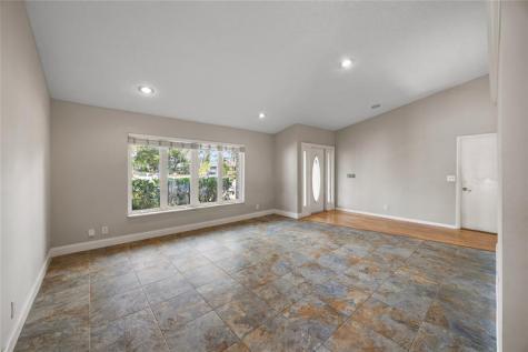 5302 NW 64th Way Coral Springs FL 33067