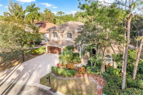 5804 NW 88th Manor Parkland FL 33067