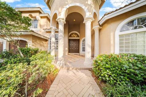 5804 NW 88th Manor Parkland FL 33067
