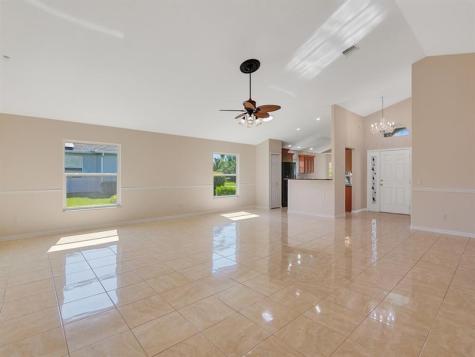 8340 Paladin Square Vero Beach FL 32967