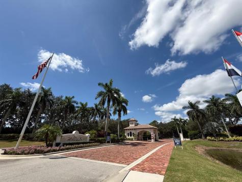 187 SE Via Sangro Port St Lucie FL 34952