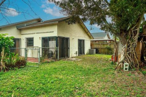 602 SW 99th Place Miami FL 33174