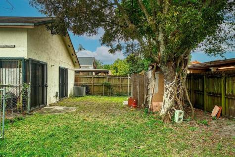 602 SW 99th Place Miami FL 33174