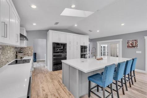 5440 NW 77th Terrace Coral Springs FL 33067