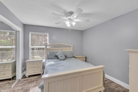 5440 NW 77th Terrace Coral Springs FL 33067