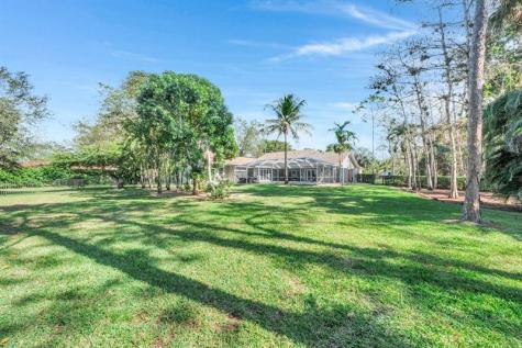 5440 NW 77th Terrace Coral Springs FL 33067