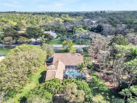 5440 NW 77th Terrace Coral Springs FL 33067