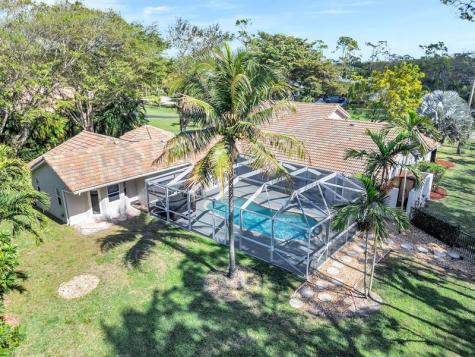 5440 NW 77th Terrace Coral Springs FL 33067
