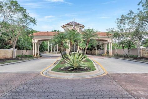 5440 NW 77th Terrace Coral Springs FL 33067