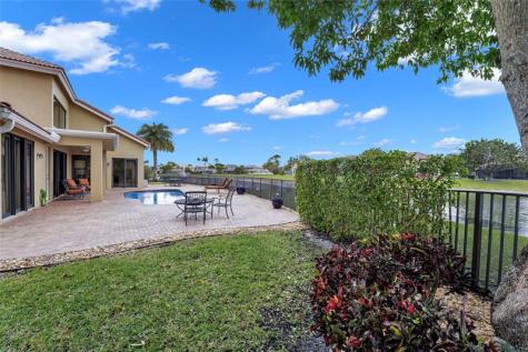 22280 Tupelo Place Boca Raton FL 33428