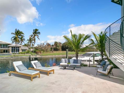14201 Bay Drive Fort Myers FL 33919